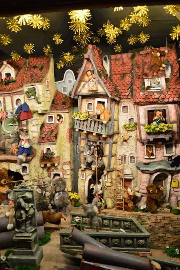 Rothenburg Christmas Shop Animated Displays