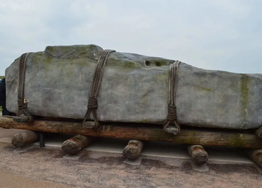 How they moved Stonehenge stones