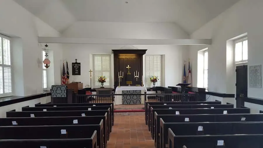 Inside St. Thomas Church in Bath