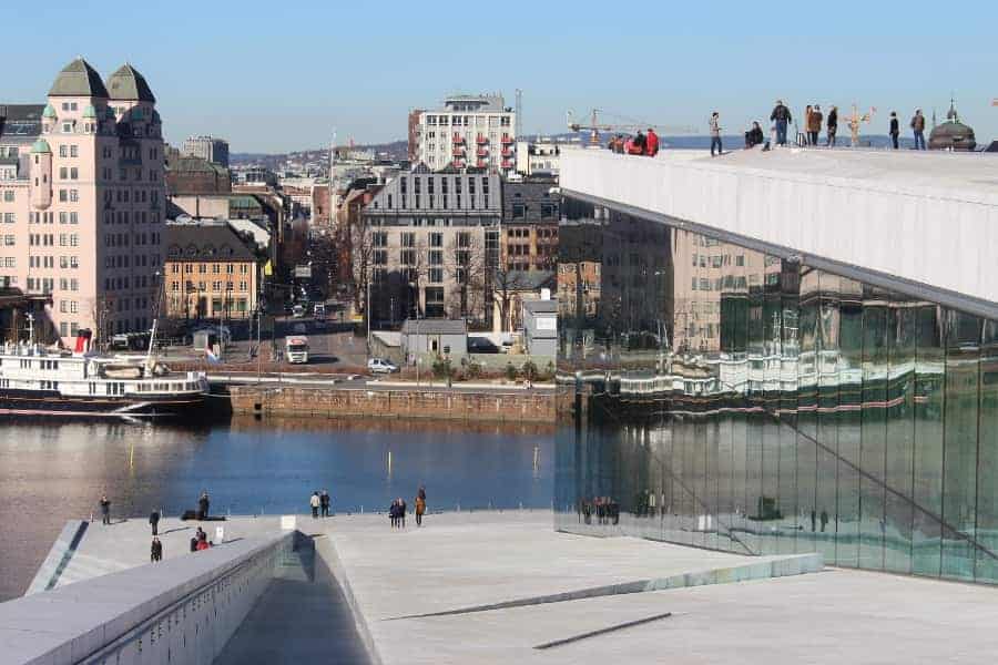 Views of Oslo on the water