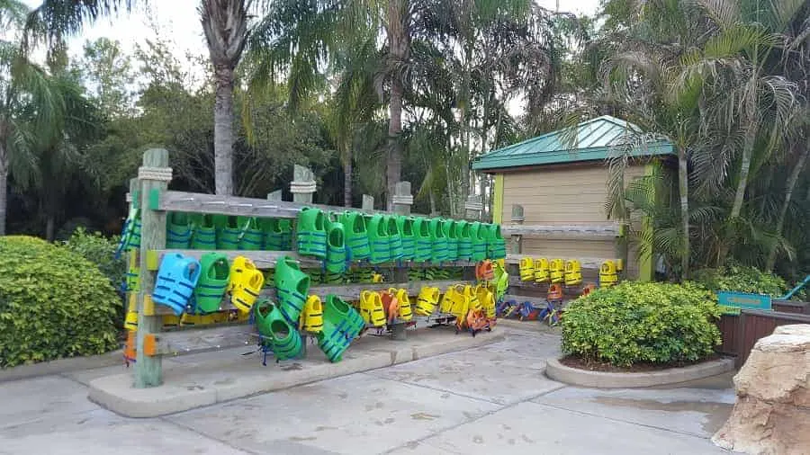 Life Vest stations at Aquatica