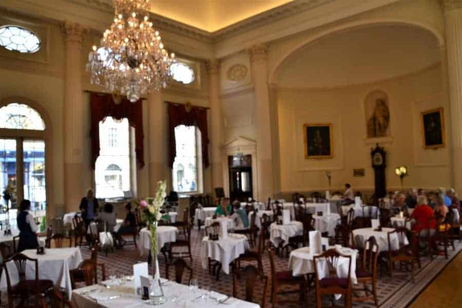 Roman Bathhouse Pump Room Restaurant