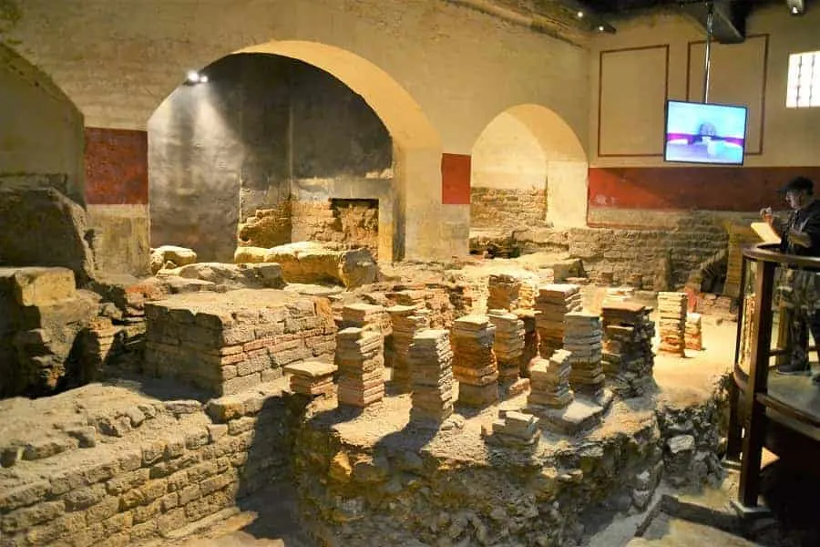 Underground Baths, ancient water chambers