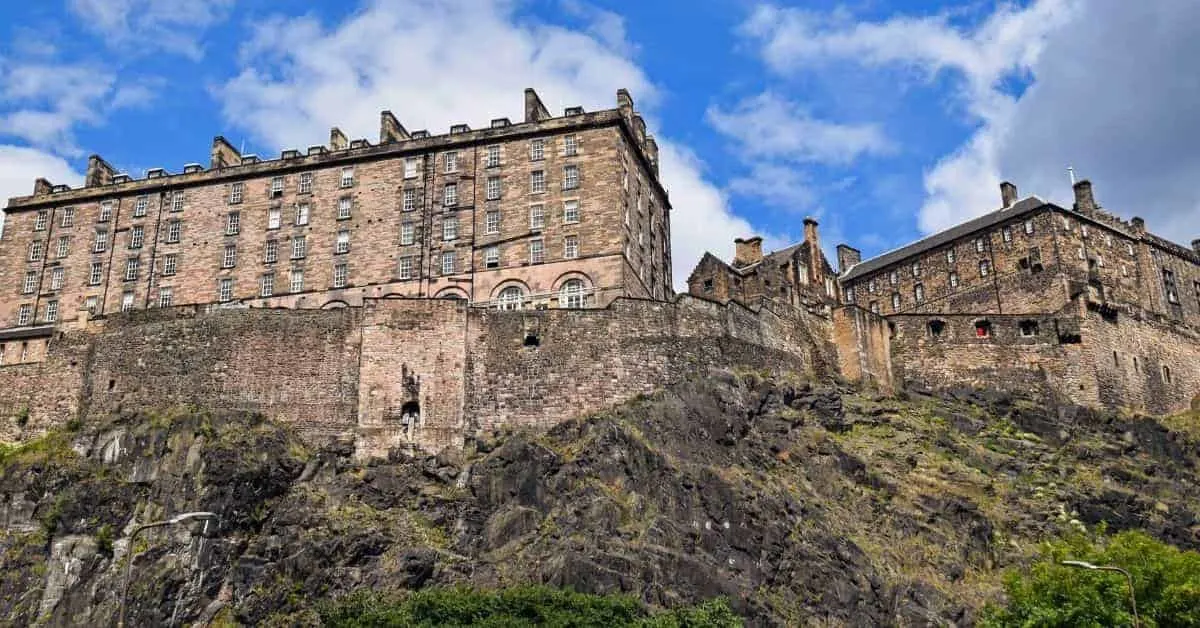 Sites to See in Edinburgh Scotland