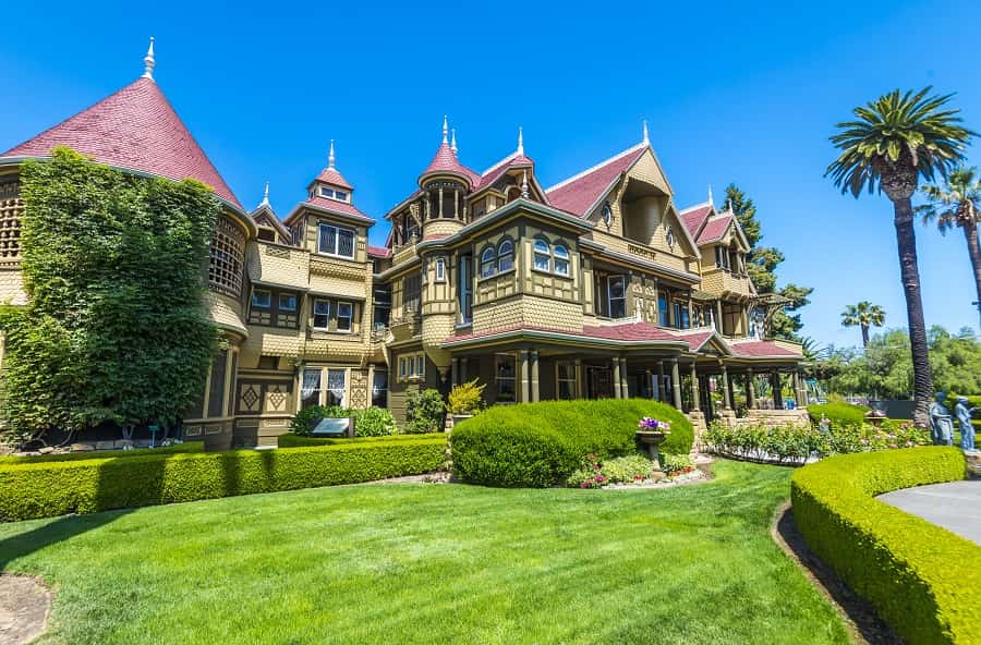 Touring Winchester Mystery House