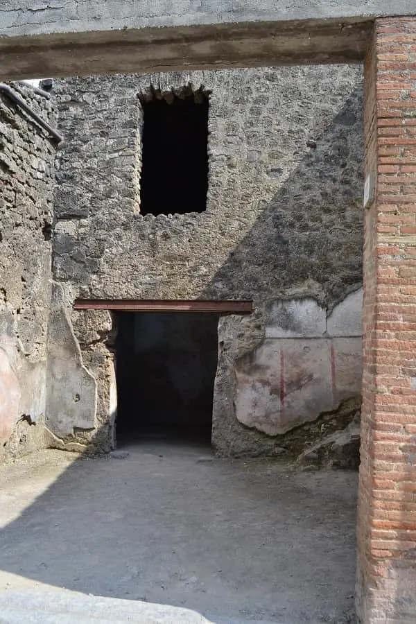 Inside a Pompeii Home