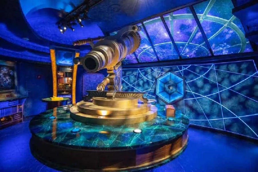 Observatorium on the Navigator of the Seas