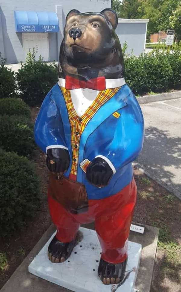 New Bern Dressed up Bear Statue