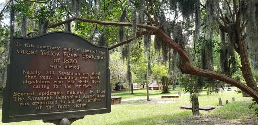 Colonial Park Cemetery