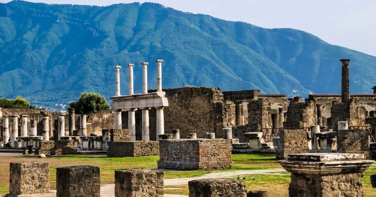 Visiting Pompeii Ruins