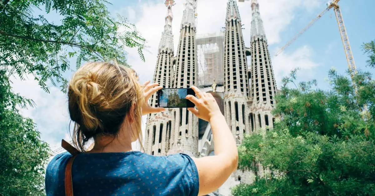 Best Barcelona Travel Tips