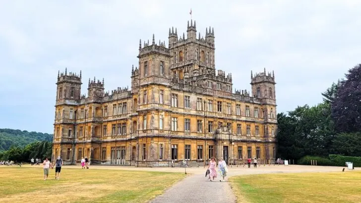Highclere Castle: The Real Dowton Abbey